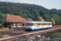 Sonderfahrt mit VT 405 der WEG im Endbahnhof Bundenthal - Rumbach.20.09.1991