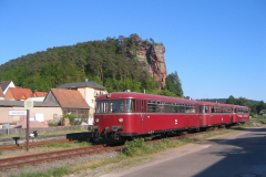 3-teiliger Uerdinger Schienenbus im Bf Dahn, 01.05.2007 (Slg. Marcus Zimmermann, Dahn).