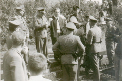 Die Polizei war machtlos. Deshalb wurde sogar überlegt eine Kompanie Fallschirmjäger aus der Bundeswehr-Kaserne im nahen Bad Bergzabern anzufordern